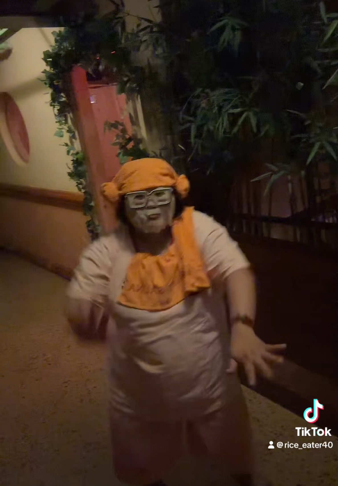 tita killin’ it! 😅 @hobipower  #jhope #killinitgirl #trend #dance #dancechallenge #hobi #hoba #bts #bangtan #bangtanboys #bangtansonyeondan방탄소년단 #spa 