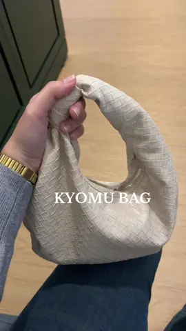 my fav handbag🤍 #handbag #taswanita #handbagmurah 