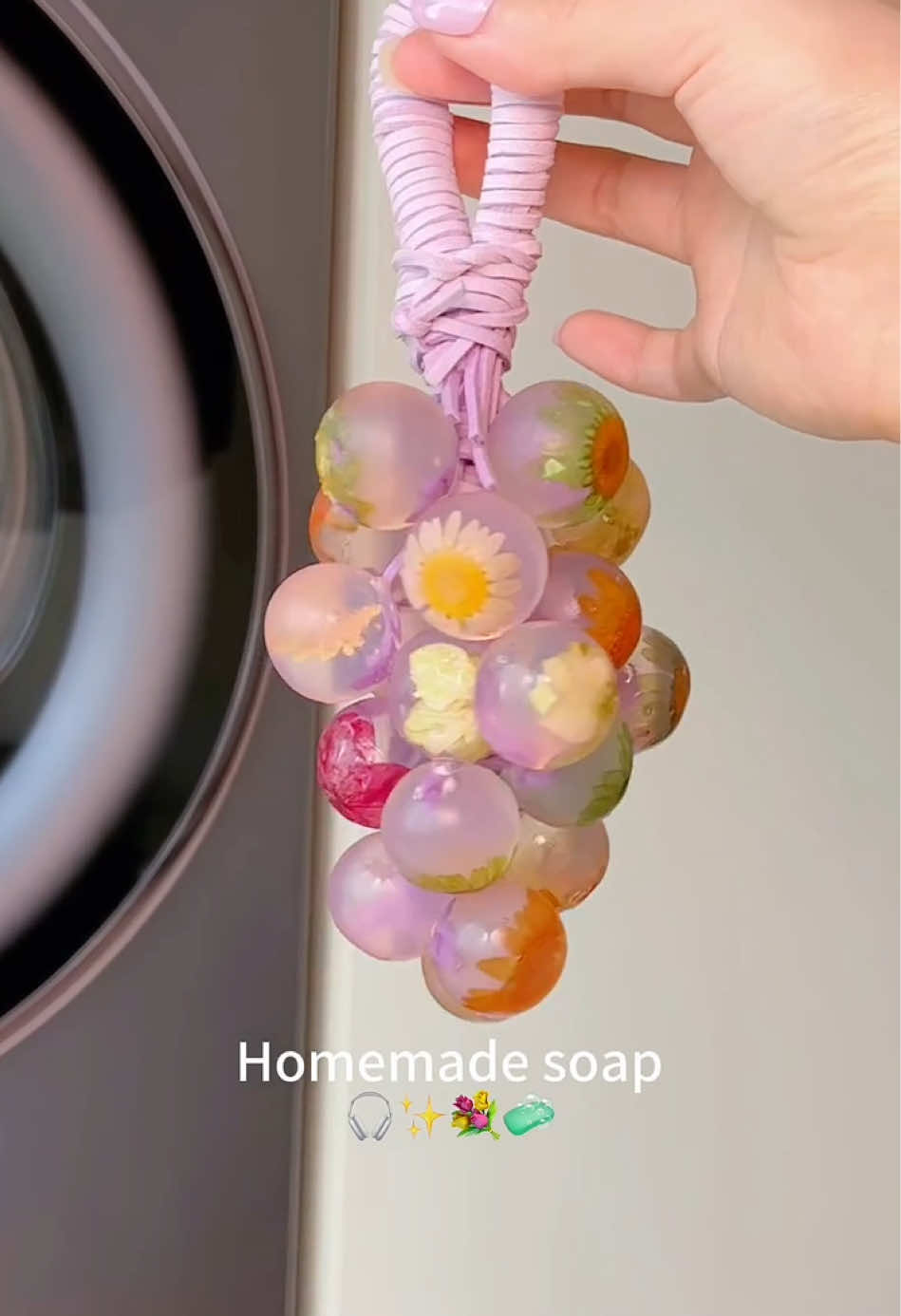 Bringing the Vineyard to Your Bathroom! 🍇 Full Process of Making Dried Flower Grape Soap | ASMR Crafting#asmr #asmrvideo #soap #soapmaking #soapcutting #satisfying #tutorial #soapbar #handmadegift #giftidea #giftforyou #diysoap #DIY #handmade #handmadeSoap #CPSoap #fyp 
