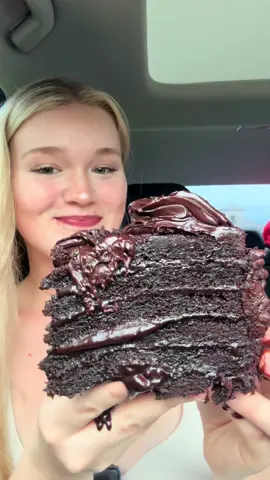 Cheesecake Factory Vanilla cake 😍🍰 water mukbang next ??? I think one slice of this cake is equivalent to a Victorian child’s weekly caloric intake   #mukbang #tiktokfoodie #Foodie #asmr #asmrmukbang #viral #fyp #creatorsearchinsights #eatwithme #funny #eatingshow #cheesecakefactory #dessert #cake #chocolatecake #desserts 