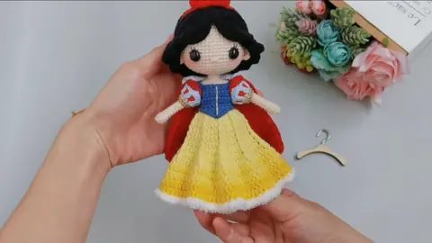 The third Disney Princess I crocheted :Snow White 💙❤️#crochet #amigurumi #disneyprincess #crochetersoftiktok #plushdoll #crochettiktok #fyp #crochetdoll #snowwhite #fyp 