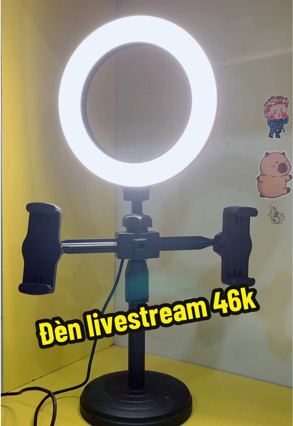 Đèn livetream 2 trong 1 với giá đỡ điện thoại để bàn 2 kẹp hỗ trợ livestream, học online, quay phim, chụp ảnh, họp zoom, ... Tiện lợi với 3 chế độ đèn và điều chỉnh được tăng giảm độ sáng.  #đèn #đènlivestream #quayphim #afilettiktok #xuhuong  @Mẹ Xoài & Sonic 