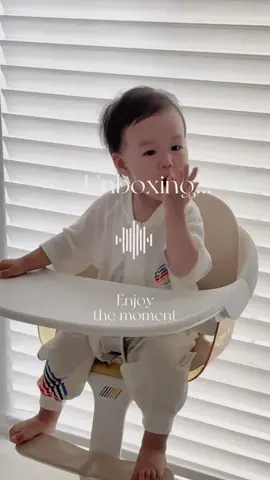 Bé ngồi vững, mẹ rảnh tay!  ✨ Ghế ăn dặm BeBeBus đa năng, từ tập ngồi tới ăn ngon! #MeBimThongThai #HappyBabiesStore #tiktokbaby #noithatchobe #tiktokmevabe #setupphongchobe #montessori #MeBỉmReview #ghếăndặm #bebebus #ghếăndặmđanăng #ReviewGhếĂnDặm