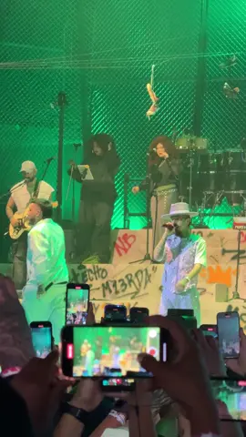 Uno de los artistas invitados de Nanpa Básico en su segunda noche en el Movistar es Kris R con Cariñitos y Flores #nanpabasicooficial #nanpabasico #krisr