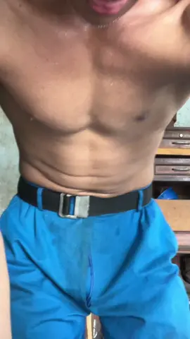 Tiapp hari keringetan co