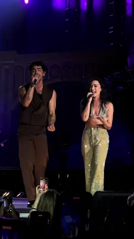 @Jonas Brothers & @Demi Lovato brought the Camp Rock reunion to @MetLife Stadium 🎸 #camprock #jonasbrothers #demilovato #metlifestadium #newjersey 