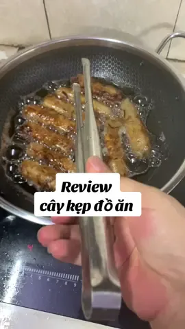Review cây kẹp đồ ăn chiên rán bằng chất liệu thép không ghỉ 304. Đồ tiện ích khi nấu ăn #hanaonha #hanareviewchanthat #caykepdoan #tienichcuocsong 