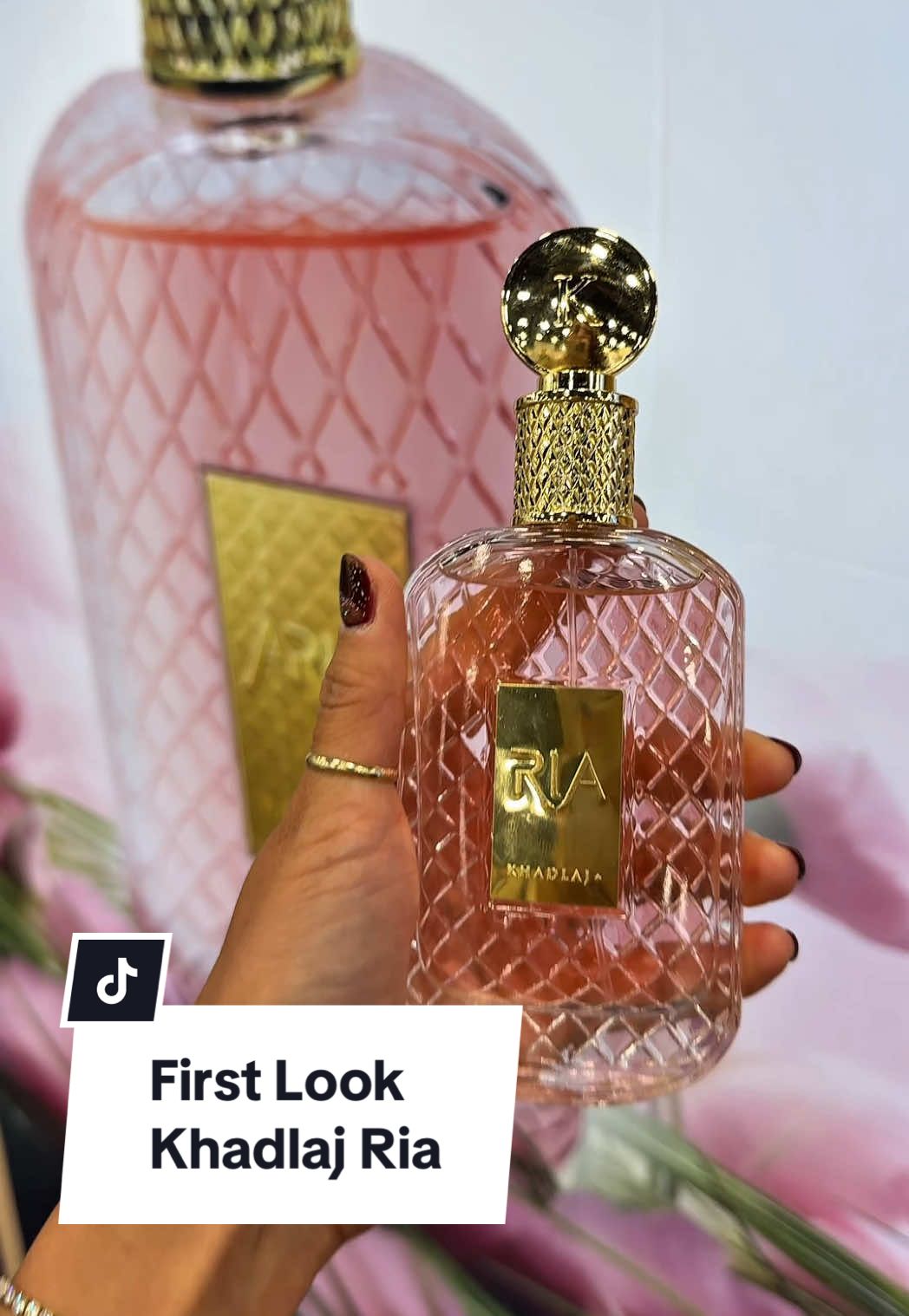 First look and my impression of the new unreleased @Khadlaj Perfumes RIA.  This was a nice juicy, sweet fragrance with a hint of cream or vanilla.  Made @ZColognes smell a lot of it 🤣 #fragrancetiktok #fragrance #perfume #khadlajperfumes #asdmarketweek 