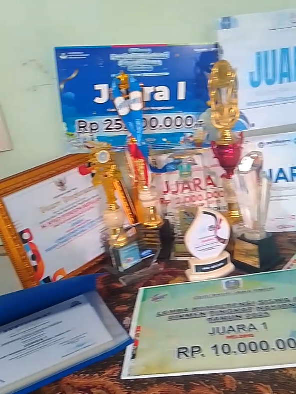 Jurusan Yang lagi Terbang Tinggi SMK KARTANEGARA WATES KEDIRI Teknik Pengelasan dan Fabrikasi Logam #kediri24jam #smkkartanegarawates #smk 