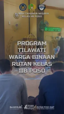 Warga Binaan Rutan Poso Semangat Belajar Tilawatil Qur'an  Poso - Warga Binaan Pemasyarakatan (WBP) Rutan Kelas IIB  Poso terlihat antusias belajar mengaji melalui metode Tilawatil Qur'an, Senin (11/ 08). Tilawatil Qur'an merupakan program pembinaan kerohanian di Rutan Poso agar WBP yang beragama Islam dapat membaca Al-Quran sehingga saat menjalani pidananya dan keluar dari rutan bisa lebih baik dari sebelumnya serta tidak mengulangi kesalahannya. Selama pelaksanaan kegiatan belajar mengaji, para WBP diberikan akses ke fasilitas belajar yang memadai, seperti buku-buku dan peralatan belajar yang diperlukan. Mereka juga diajarkan tentang nilai-nilai moral, etika, serta pentingnya sikap positif dalam menjalani kehidupan. Selain itu, para WBP  juga diberikan kesempatan untuk berdiskusi dan berbagi pengalaman dalam kelompok studi kecil. Kepala Rutan Poso Agung Sulistyo menekankan untuk selalu memperhatikan kenyamanan WBP Rutan Poso agar dapat khusyuh beribadah.  