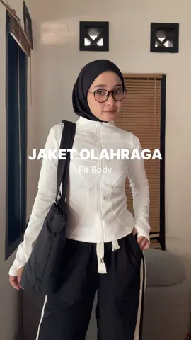 Cakep banget #jaketolahraga #atasanolahraga #jaketolahragawanita #jaketwanita #outfitolahraga 