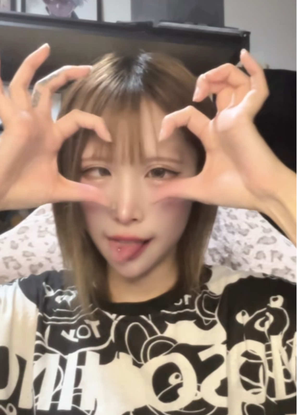 特技？の片目だけ寄り目！！むしろ普通の寄り目より得意😂😂😂 #おすすめ #fyppppppppppppppppppppppp #おじさん構文 