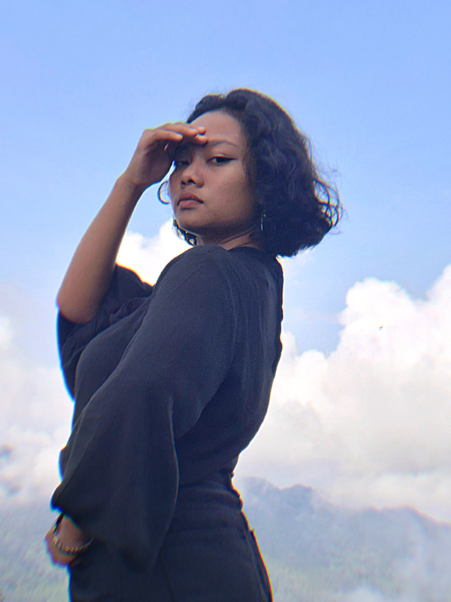 JJ SEBELUM DIBIUS. #seawomen #pelauthits #pelautindonesia #pelaut #sea #woman #fyp  #sailor #pelautwanita #pelautcantik #sailormoon #womanstyle #hayyyayyy #action #sealife #kapal #healing #bumiayu #kaligua 