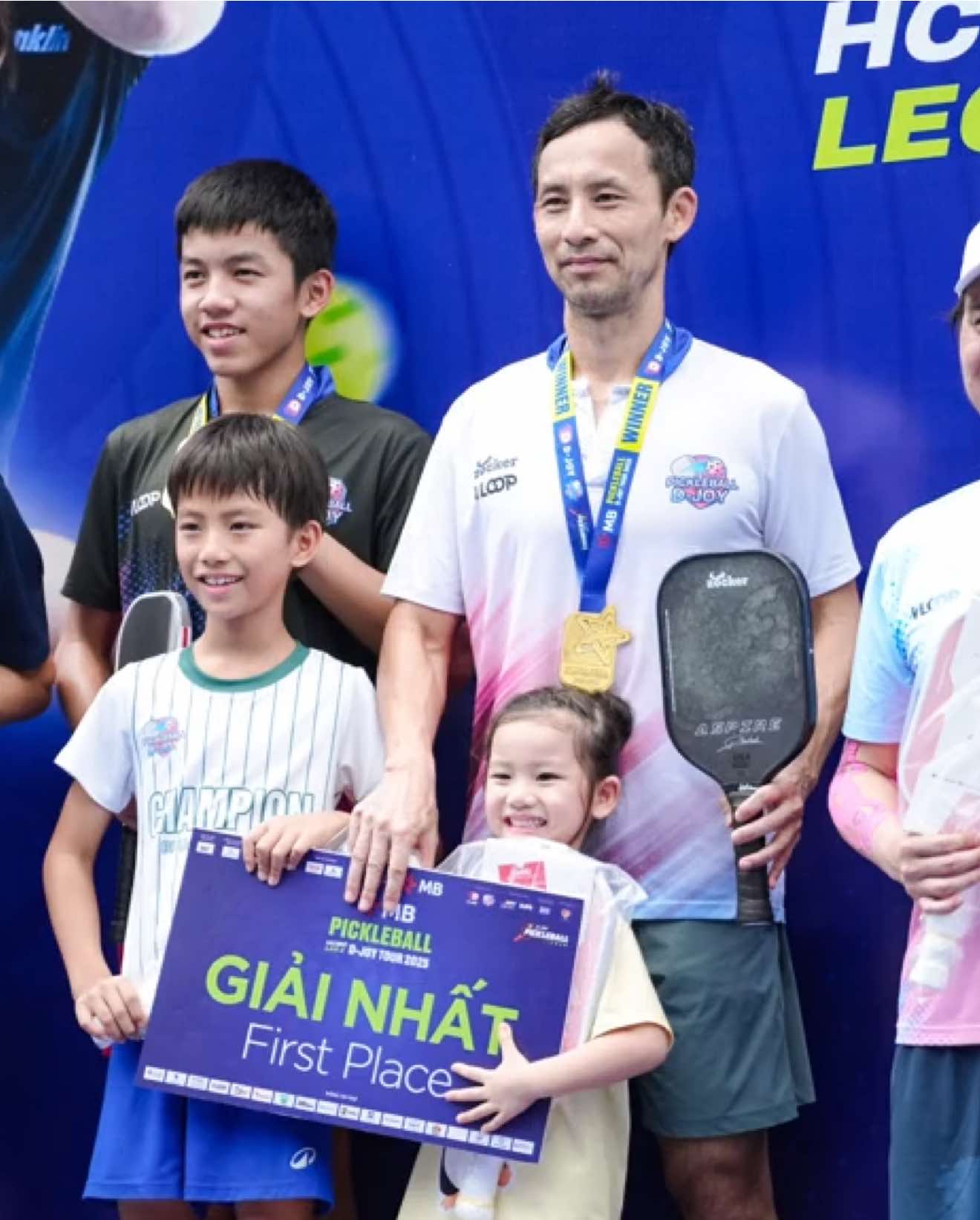 Another gold in the @Pickleball D-Joy Split Age category! 🥇 Huge shoutout to my 15-year-old partner-in-crime, Hoai Anh, for another amazing performance! 🔥💪 #djoy #pickleball #pickleballvietnam #pickleballtiktok #zocker #pickleballislife #zockerpickleball 