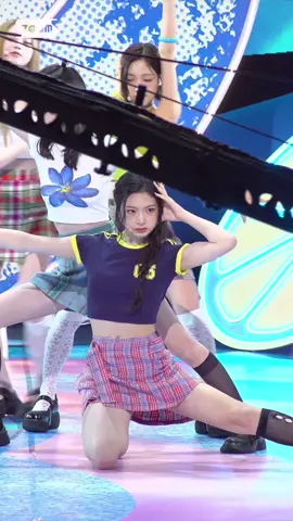 키키 키야 'DANCING ALONE' (KiiiKiii KYA FanCam) @SBS Inkigayo 250810 #fypシ゚ #newpost #KiiiKiii #키키 #KYA #키야 #DANCING_ALONE #FanCam #직캠 