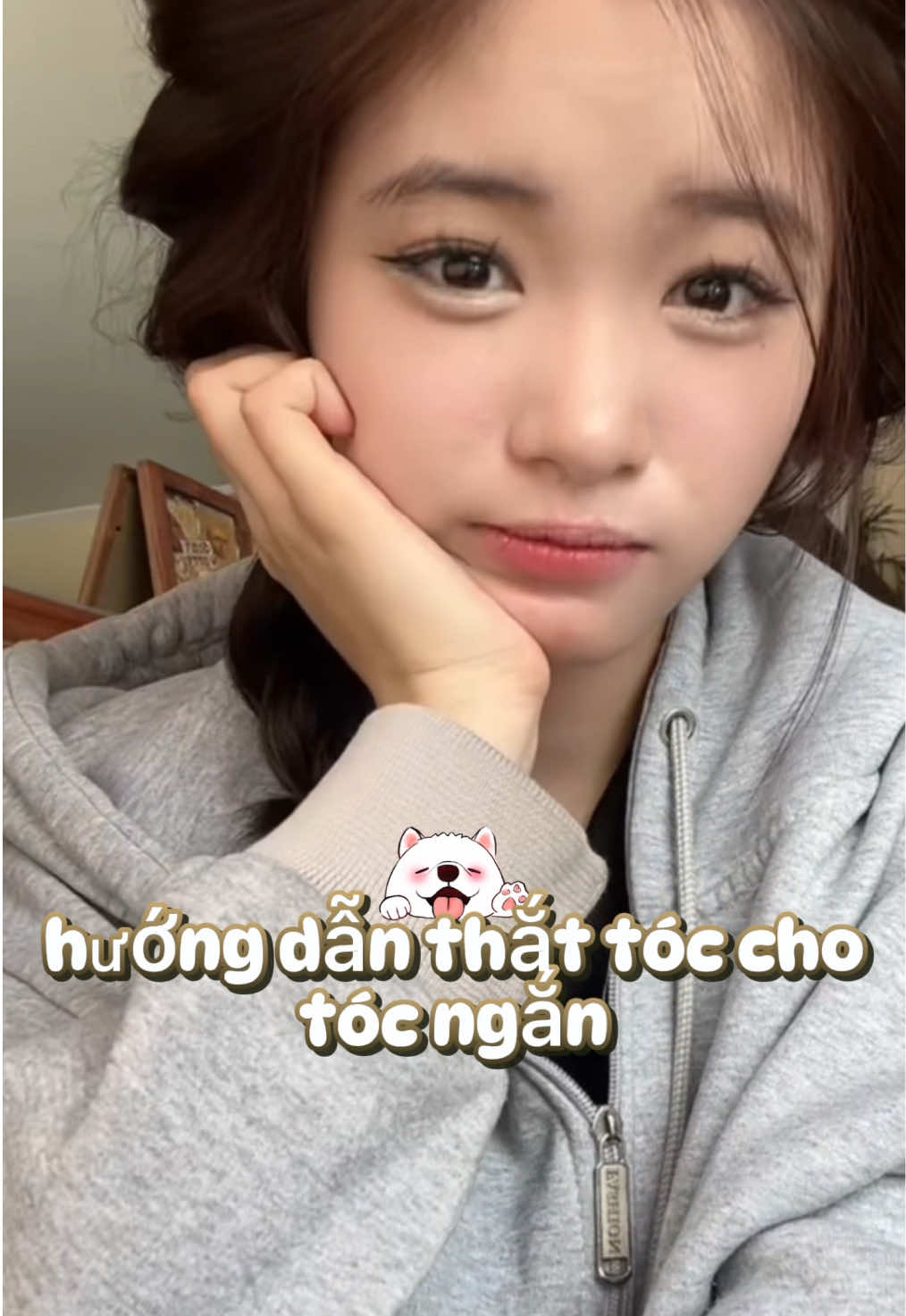 clip chỉ thắt tóc tui hay làm cho mấy bà tóc ngắn đây nha