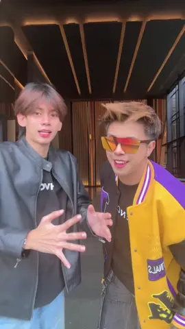 timur ke barat selatan ke utara