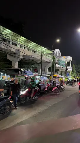 Ambil free (gratis) siapa tau bisa sedikit bermanfaat🙌 Footage In Jakarta Jakarta dan sekitarnya #fyp #view #jakarta #malam #stasiun #Threads #video #hd #freefootage 