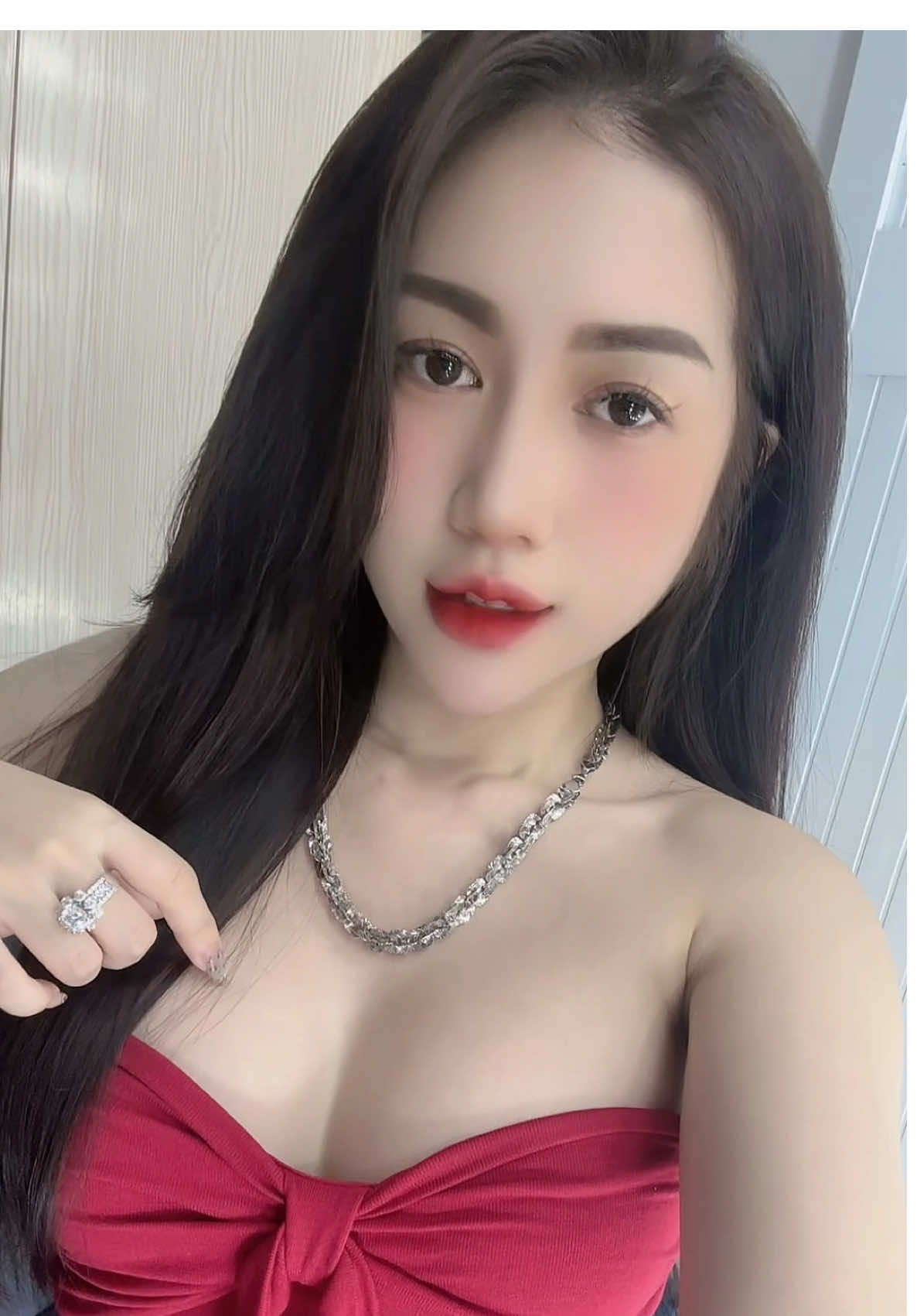Em mắc cỡ 🌝 #lenxuhuong #viralvideo #frend #fypシ゚ 