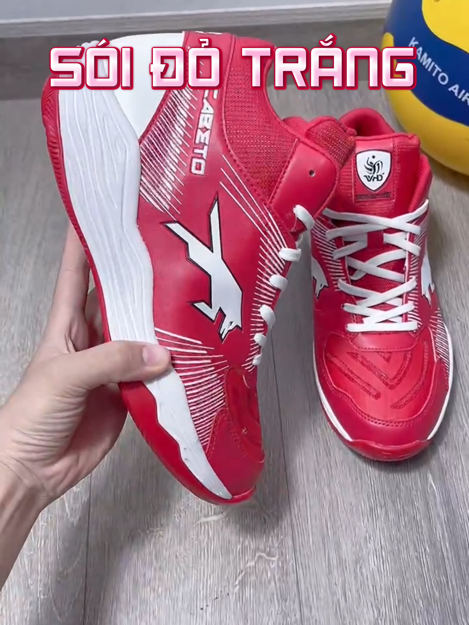 Sói Đỏ Trắng 🐺 #vhdsport #vhdcabeto #xuhướng #fypシ゚viral🖤tiktok #tiktokindia #giayvietnamchatluongquocte #giaythethaochatluong #giaydep #uytintaonenthuonghieu