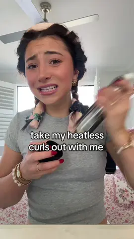 Do my hair with me 😛