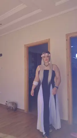 صباح لخير نهاركم زين وليت لداري تيبازة كنت حواسة ورجعت نموت عليكم سوقهراسية جامي تكمل مكانش لي طيحها