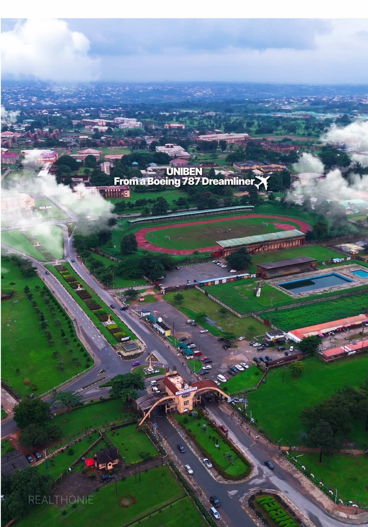 University of Benin (UNIBEN) from the clouds ✈️ ☁️  #uniben #fyp #benin #edostate 
