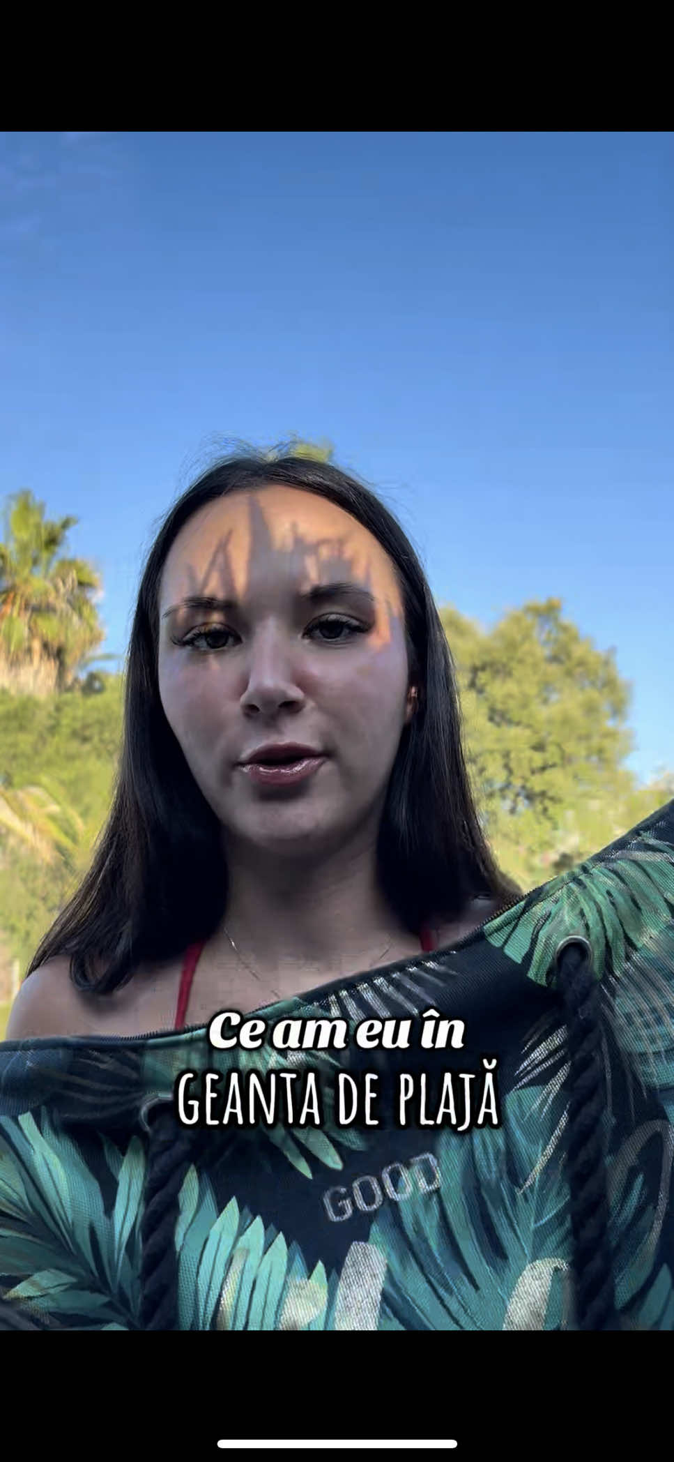 Cam astea sunt “esențiale” mele 🌞🧴👜 #geantadeplaja #mare #spf #piscina #fyp 