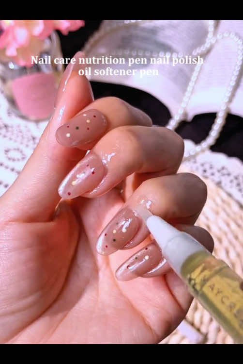 Manicure nail polish nutrition pen nail polish protects nails.#Armoroil#manicurenailpolish #Nailhealth#tiktokshop 