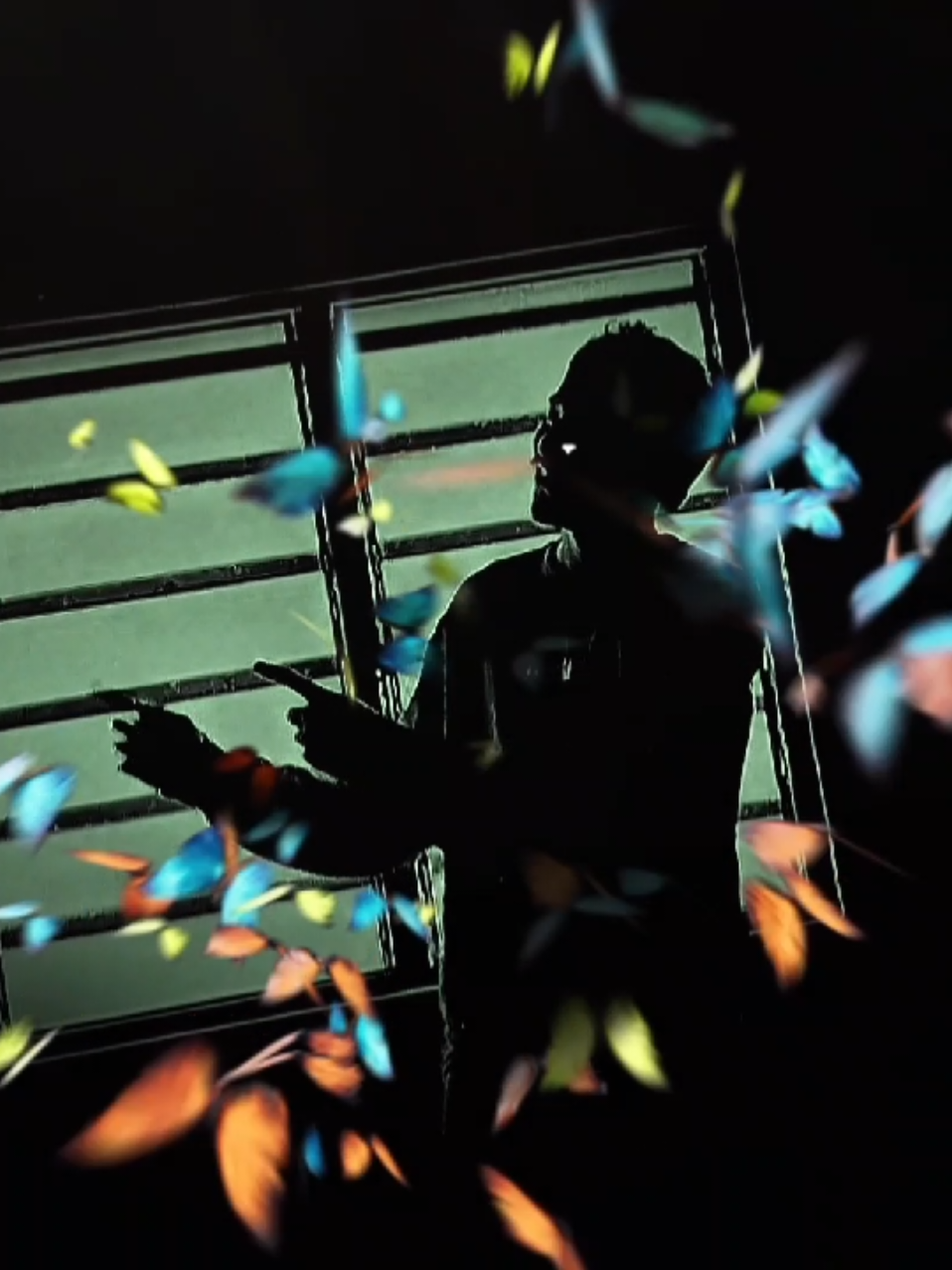 Take a look கைய புடி கண்ணு பாரு Take a deep breath உள் மூச்ச வாங்கு நெஞ்சோடு நீ Smile a little கொஞ்சம் சிரி எட்டு வை Lean back and sleep now தோள் சாய்ந்து தூங்கு இப்போது நீ Sing something softly மெதுவா பாடு எதையாவது It is a burden to be removed like snow பனிப்போல் நீங்கும் சுமையானது From now on... இனிமேல... #mayna #kaiyapudi #nira98 #vairal #tiktokviral #mention #tag #your #bf #gf #like #repostvideos #viralvideo #favorite #followme #fyppppppppppppppppppppppp #repost #trnding #tiktoktending   @__heyshiny__  @Meanu Meanu  @Hemah ✨🦋 