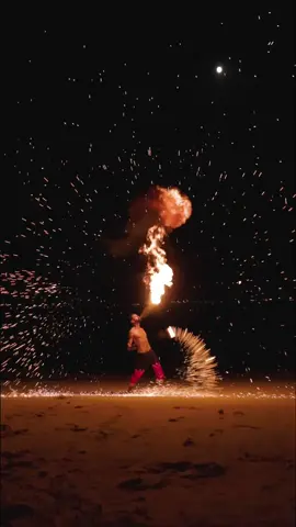 Igniting the night 🔥 Sparks danced, flames twisted, and the island came alive under a sky of firelight. An evening of heat, rhythm, and mesmerising moves you’ll feel long after the embers fade. Let the thrill find you: Link in bio #dusitD2FeydhooMaldives #IslandNights #MaldivesAfterDark #FireDance #TropicalRhythms
