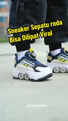 sneakers sepatu roda anak #sepaturoda #sepaturodaviral #sneakersviral #sepatuanakimport #sepatuviral #sekolah #anaksekolah #sayanganak #mainsepaturoda #roda #fyp 