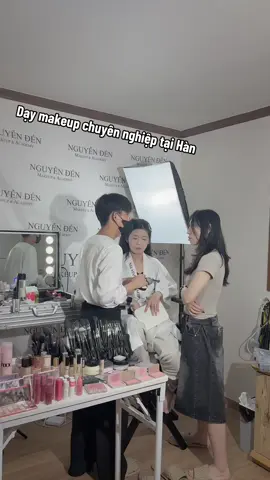 Dạy makeup chuyên nghiệp tại Hàn #makeupchuyennghiep #daymakeupcanhan #xuhuong #viral #makeuphanquoc #makeup 