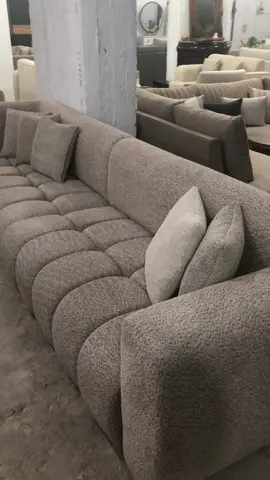 #jamalfurniture #modernlifestyle #trendy #comfy #luxury #styletips #furniture 