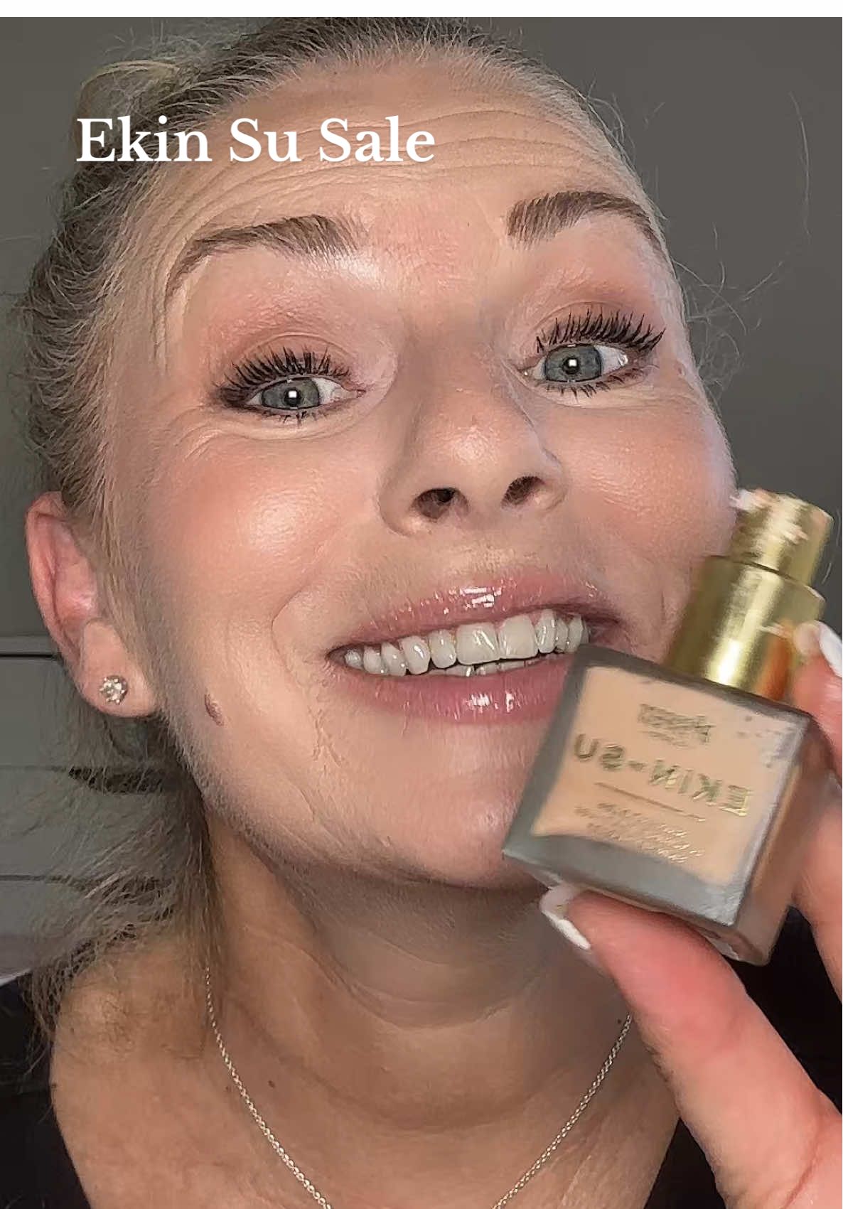 The glow! and it’s on sale for only £9 #ekinsu #ekinsuradiantglow #glowymakeup #bperfectcosmetics  #TikTokMadeMeBuyIt  @BPerfect Cosmetics 