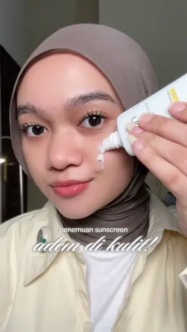 bener-benerrr adem deh sunscreen inii tuhh🥹🫶🏻 #honestreview #sunscreen #sunscreenviral #sunscreenyou #sunbrellasunscreen 