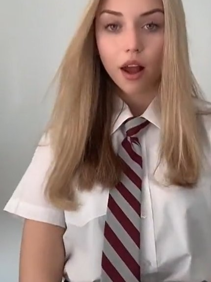 seggs with a ghost    Elsie Hassell @lchassell@elshassell#withaghost#teddyHyde#socks#trigger#schooluniform#kneehighsocks#thighhighs#thighhighsocks #stockings #foryoupage❤️❤️#fyp#xyzcba#kneehighs#fyppp#foryoupag#britishschool#schoolgirl