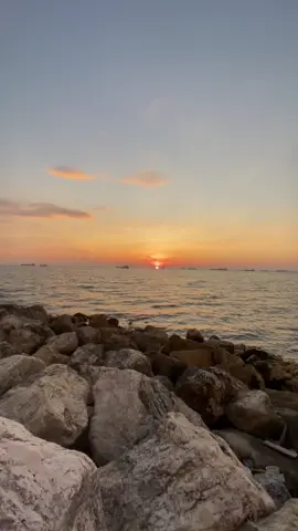 #lagumakassar #ammakusurgaku #makassartiktokers #sunsetvibes🌅 #fyp 