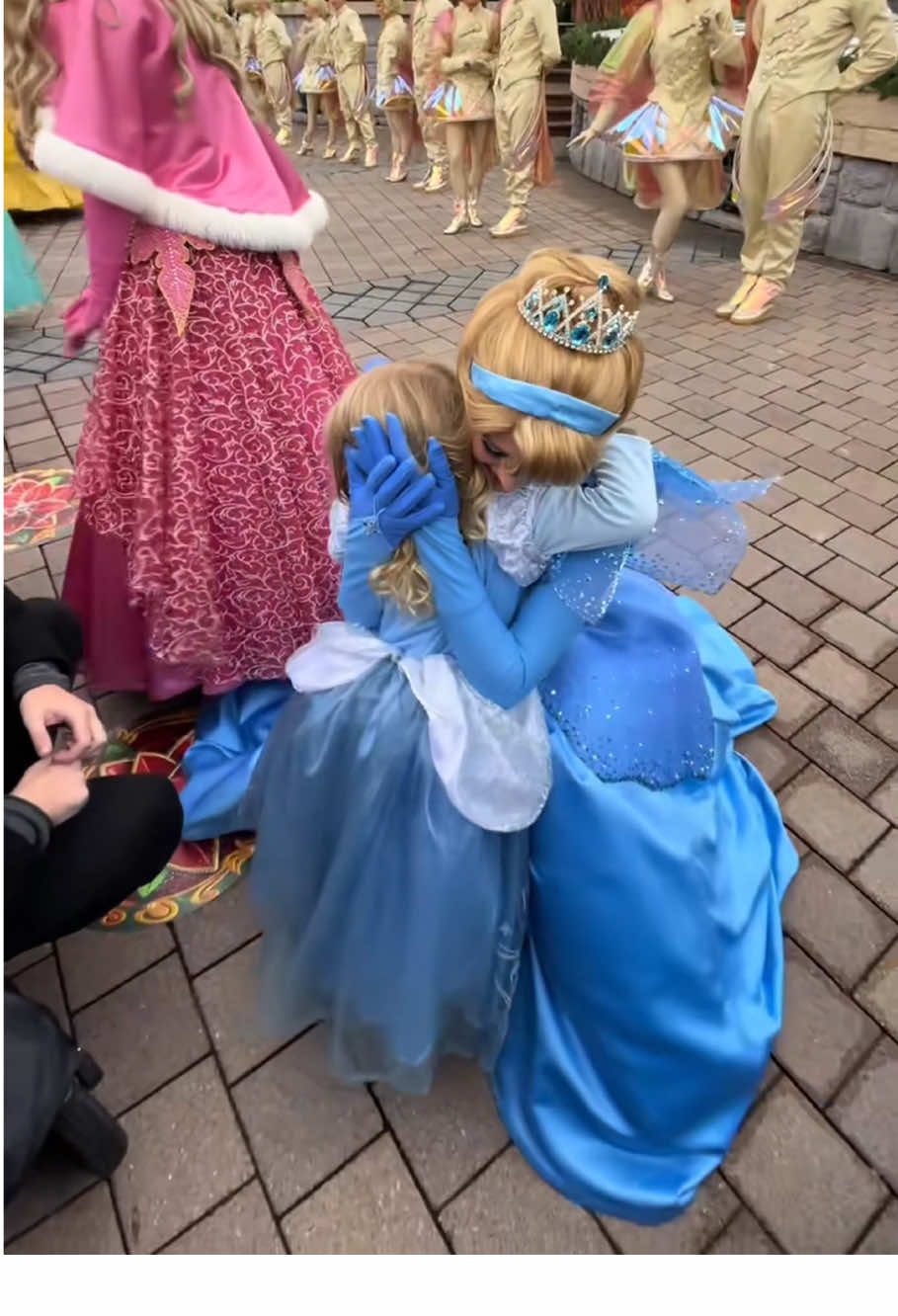 I love Disney characters ❤️#disney #disneyworld #disneyland #Love#kids #disneycharacters #cute #happy