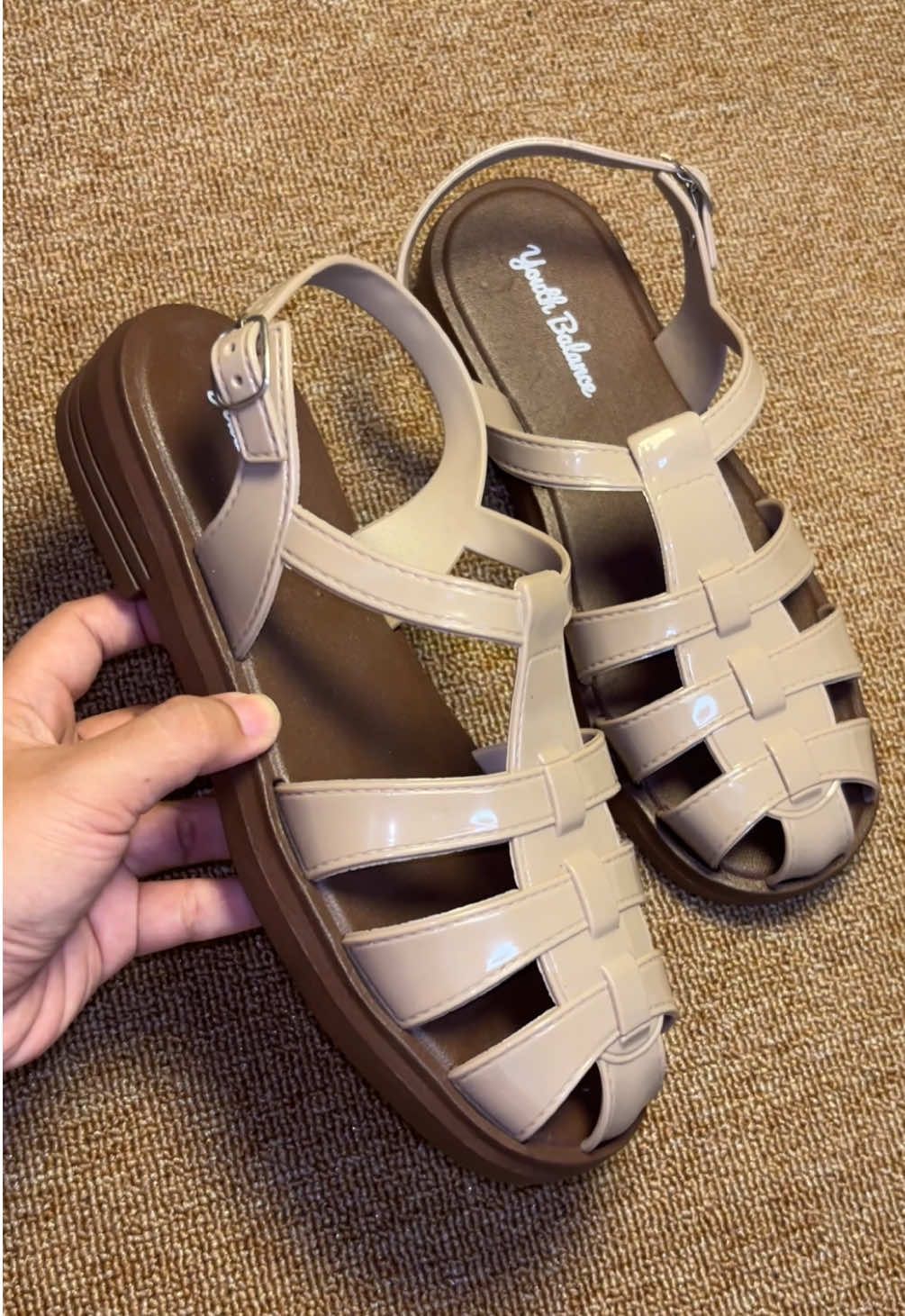 Coklat Moka✨#sandalkaret #sandalwanita #sandalkekinian #sandaltali #sandalmurah 
