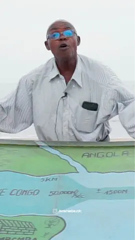 En voyage à Moanda, on a rencontré un guide incroyable un vrai historien, presque comme un papa pour ses visiteurs. Passionné, captivant… on buvait ses paroles ! On a tellement appris sur l’embouchure qu’on avait l’impression d’être plongés au cœur d’une bibliothèque vivante. ✨ #rdcongo🇨🇩 #congolesetiktok #muanda🇨🇩 #congordctiktok🇨🇩 #rdckinshasa🇨🇩 
