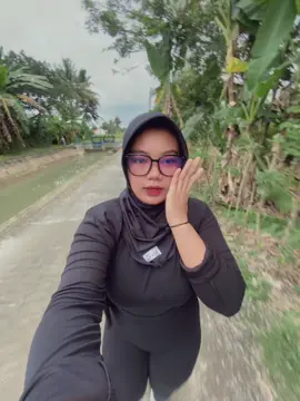 capeee