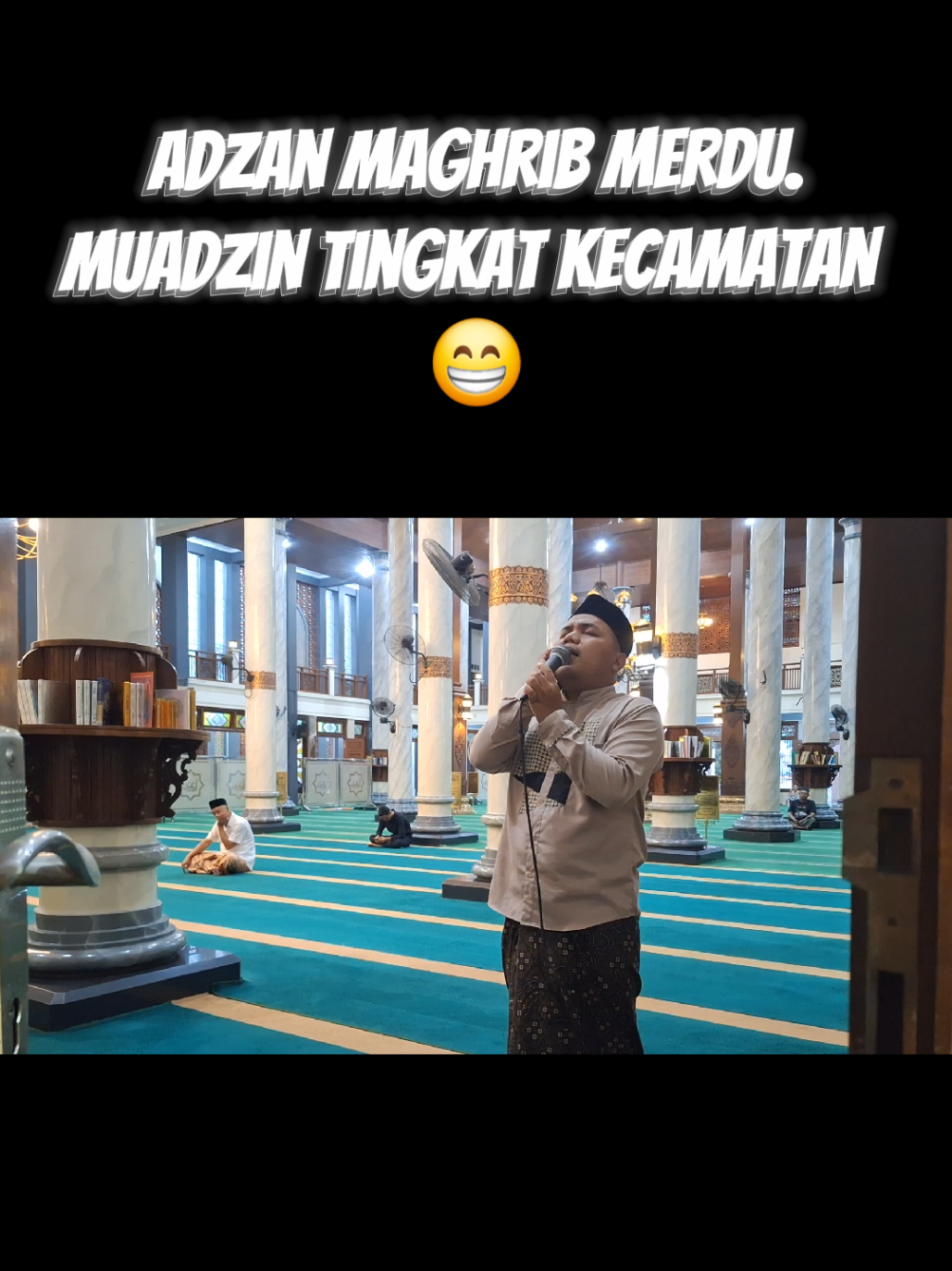 Adzan Maghrib Merdu - Adzan Bayyati Husaini #adzansantai #adzanmekkah #adzan #adzanmerdu #adzankurdi #fyp #azan 