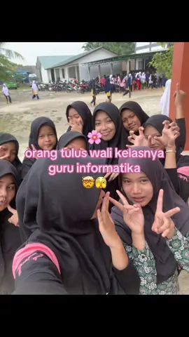 #justcontent #tiktokkelas #4u #guruinformatika 