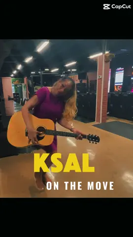 #baltimoregetready #tictoklive #tvshow #ksalonthemove #radio #trendingvideo #dmv #baltimorefinest💪🏾 #ksalway #buildaempire 