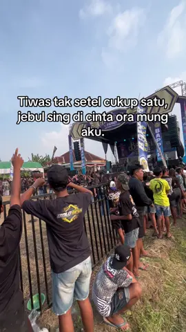 Nyakitin kabeh dall#infoorkesjepara #infoorkeskuduspatijeparademak #ojingjepara #ojingtogether #fyp #romansa 