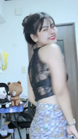 #foryou #tiktokuni #foryoupage #fypပေါ်ရောက်စမ်း😒👊🏻မရောက်လည်းနေ🥴 မလှလည်းကြည့်🤧🤧