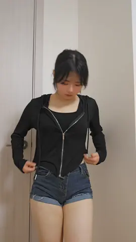 으악 진짜 살빼고 찍어야지 하면서 계속 미루다가 여러분이 너무 보고 싶어서 살쪘다는 소리 들을거 감안하구 왔습미다아..🥹💗💗 #참치토끼 #다이어트 #다이어터 #춤 #추천 #추천추천추천추천추천추천추천추천추천추천 