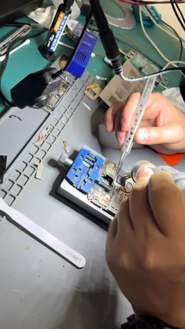 Anakart onarımı. #iphone #tamir #keşfet 