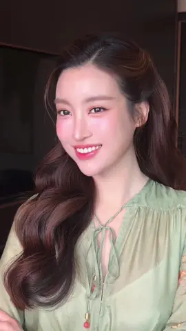 Lâu lâu nhà có việc mới đc xinh xinh ❤️ Thank em @Diệu Anh Makeup 